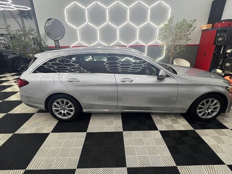 Gebraucht Mercedes C200 160 PS (117 kW) 2018 Kombi