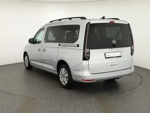 Nowe VW Caddy Maxi 122 KM (89 kW) 2025 Srebrny Minivan