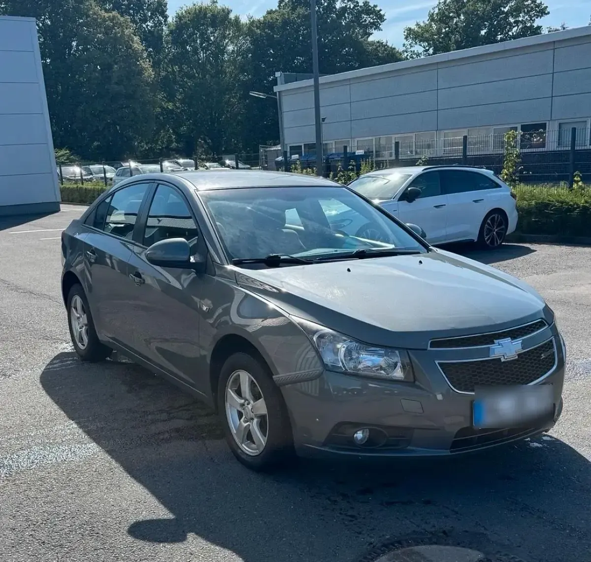 Gebraucht Chevrolet Cruze 113 PS (83 kW) 2010 Grau Limousine
