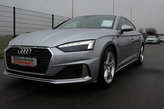 Gebraucht Audi A5 Sportback Advanced 204 PS (150 kW) 2022 Florettsilber metallic (metallic) Kleinwagen