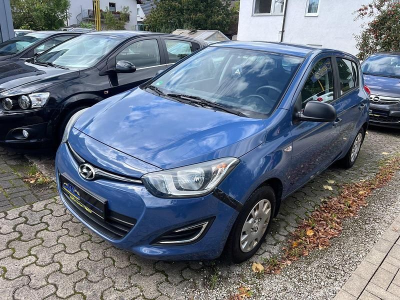 Blau Gebraucht 2014 Hyundai i20 Classic Kleinwagen | 2.890 € (Fairer Preis) - Bild 1/4