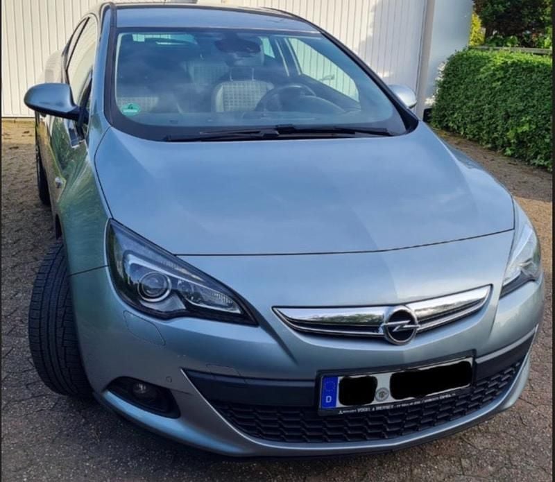 Gebraucht Opel Astra GTC 120 PS (88 kW) 2012 Grau Coupé