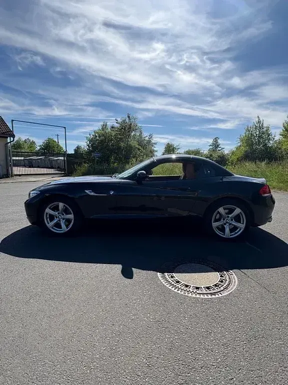 Gebraucht BMW Z4 Sport Line 184 PS (135 kW) 2014 Schwarz Cabrio