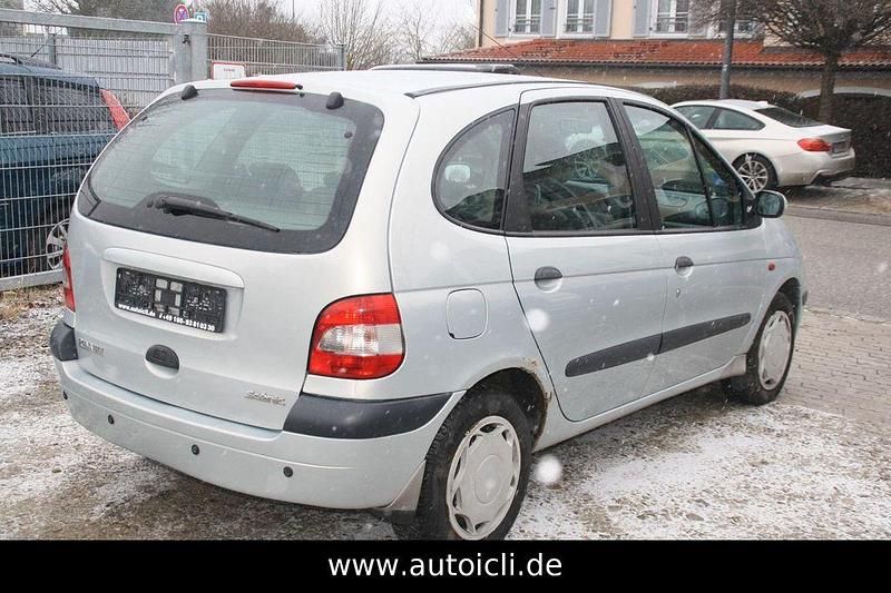 Gebraucht Renault Scénic 139 PS (102 kW) 2000 Grau Van / Kleinbus