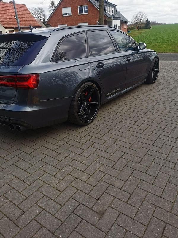 Gebraucht Audi A6 Ambiente 313 PS (230 kW) 2014 Grau Kombi