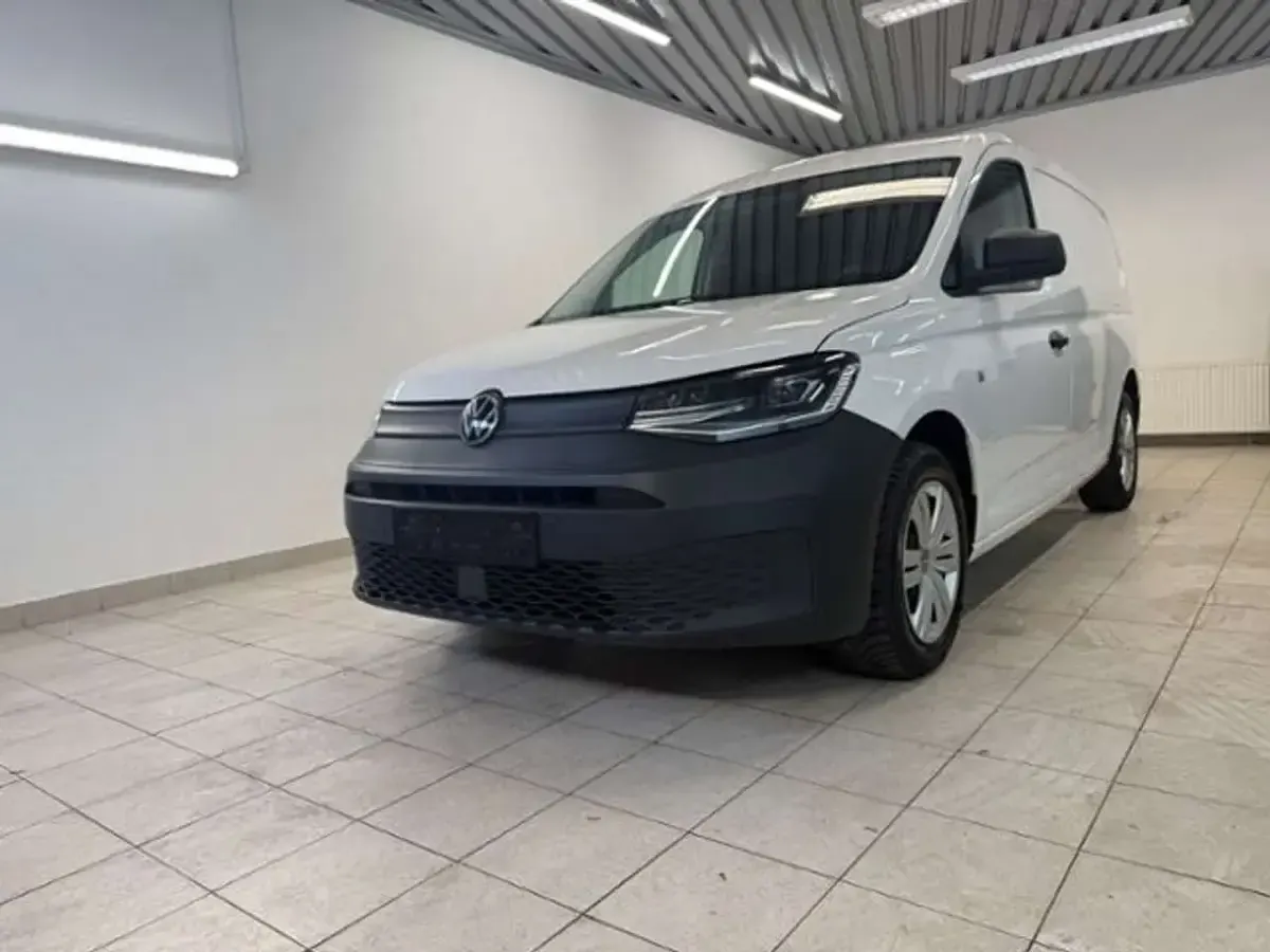 Gebraucht VW Caddy Basis 102 PS (75 kW) 2023 Weiß Van / Kleinbus