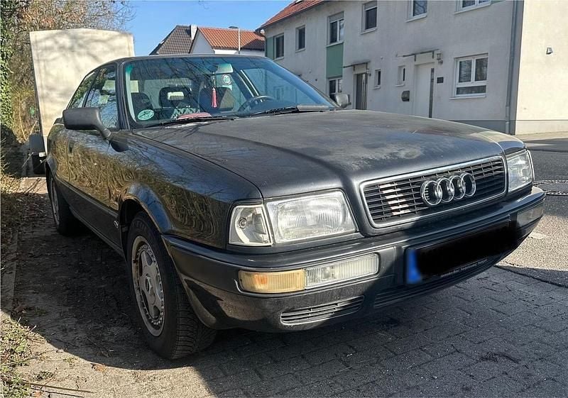Gebraucht Audi 80 116 PS (85 kW) 1992 Schwarz Limousine