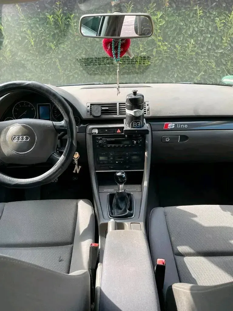 Gebraucht Audi A4 S-Line 131 PS (96 kW) 2003 Silber Limousine
