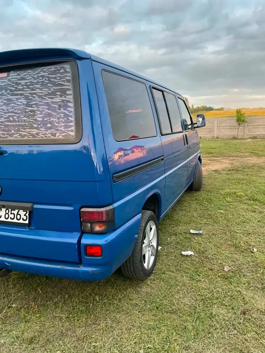 Gebraucht VW T4 102 PS (75 kW) 1999 Blau Van
