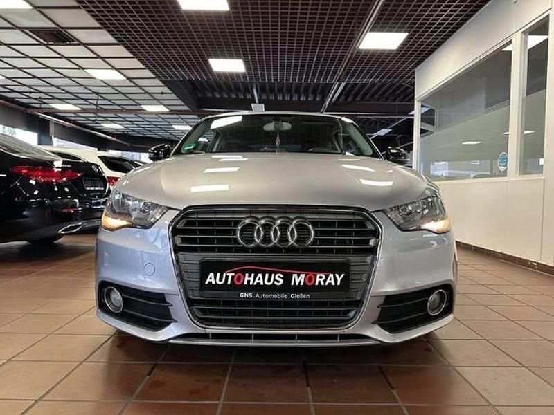 Gebraucht Audi A1 Attraction 90 PS (66 kW) 2014 Silber Kleinwagen