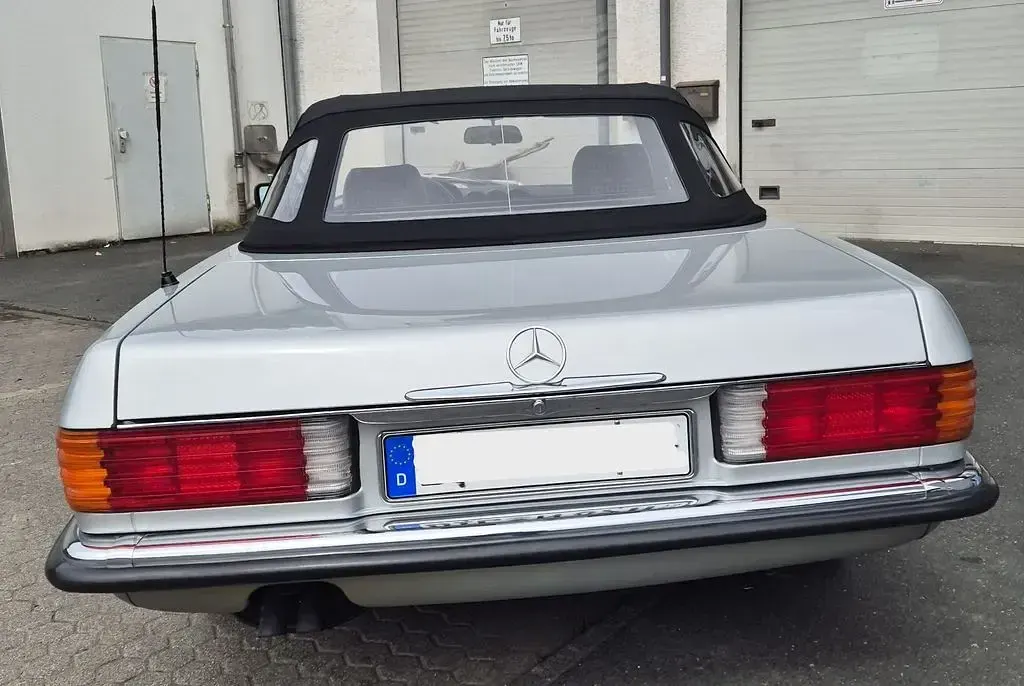 Gebraucht Mercedes SL300 188 PS (138 kW) 1987 Silber Cabrio