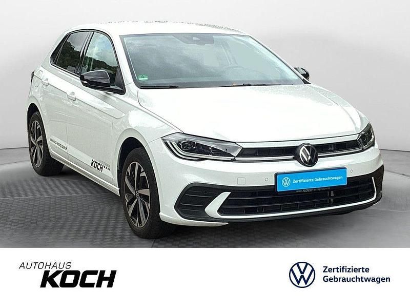 Pure white Gebraucht 2024 VW Polo Move Kleinwagen | 24.460 € (Etwas zu teuer) - Bild 1/4