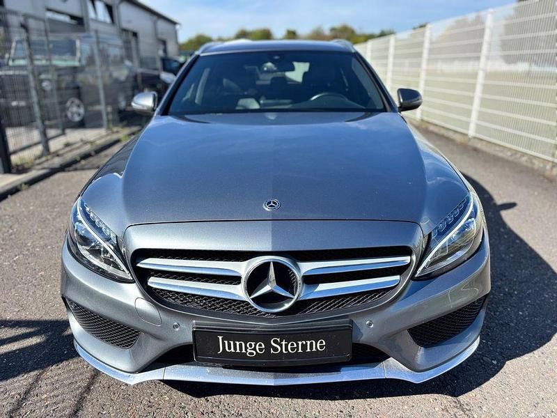 Gebraucht Mercedes C160 AMG 129 PS (94 kW) 2018 Grau Coupé
