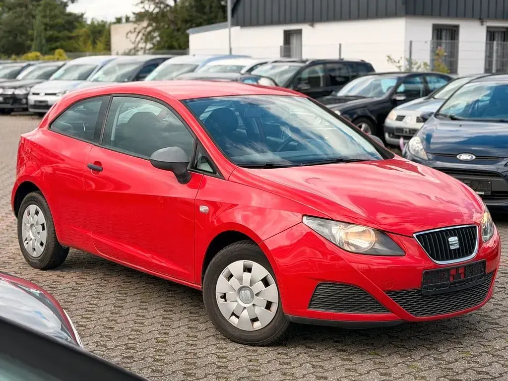 Gebraucht Seat Ibiza SC Reference 69 PS (50 kW) 2011 Rot Kleinwagen