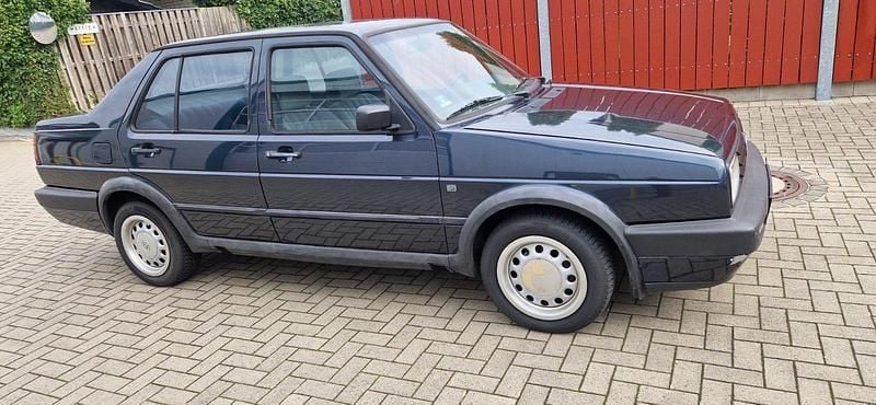 Gebraucht VW Jetta 90 PS (66 kW) 1990 Grau Limousine