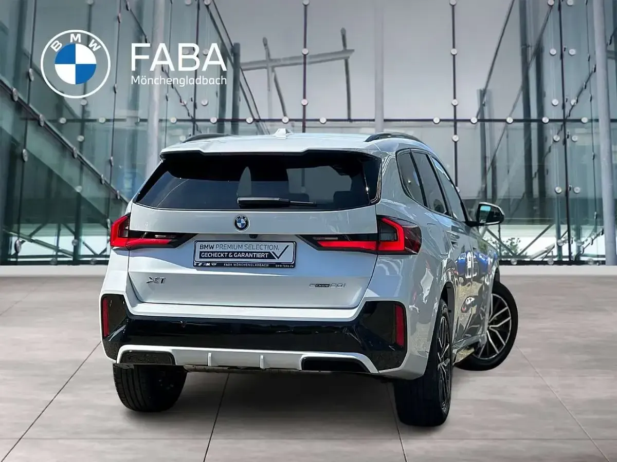 Gebraucht BMW X1 M Sport 170 PS (125 kW) 2025 Weiß SUV