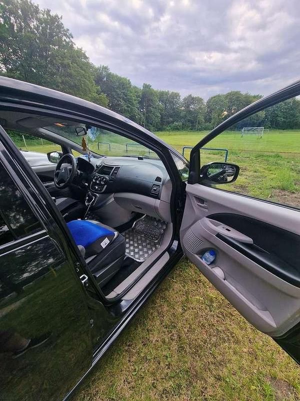 Gebraucht Mitsubishi Grandis Intense 140 PS (102 kW) 2008 Kombi