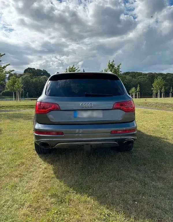 Gebraucht Audi Q7 S-Line 299 PS (219 kW) 2015 Grau SUV