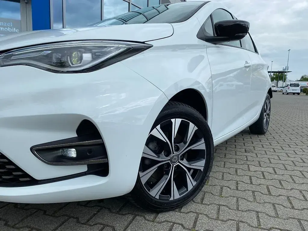 Brugt Renault Zoe Evolution 50 kW (69 HK) 2023 Hvid Hatchback