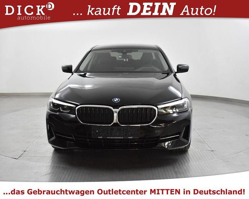 Gebraucht BMW 530e Sport Line 292 PS (214 kW) 2022 Schwarz Limousine