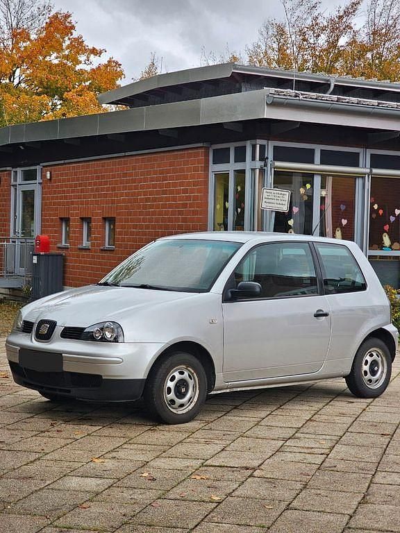 Silber Gebraucht 2003 Seat Arosa Kleinwagen | 2.790 € (Teuer) - Bild 1/4