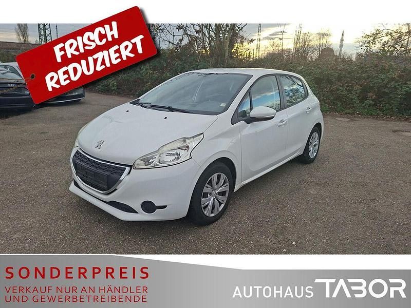 Gebraucht Peugeot 208 Active 68 PS (50 kW) 2014 Lack weiss banquise/deckende l Kleinwagen