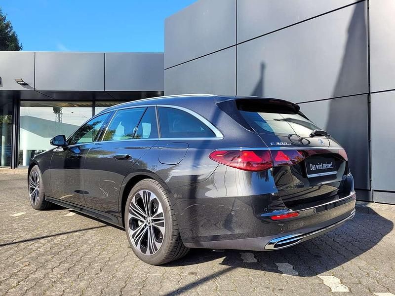 Gebraucht Mercedes E300 Advanced Plus 204 PS (150 kW) 2024 Grafitgrau  metalliclack Kombi