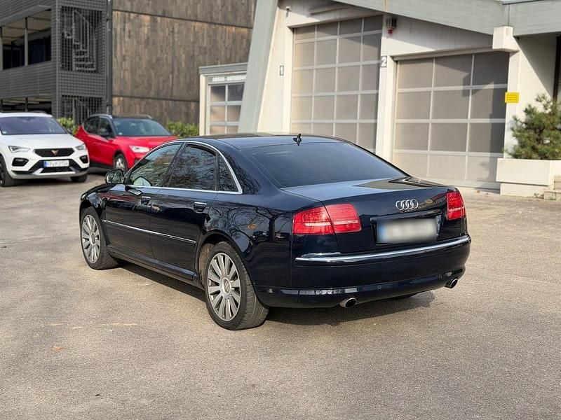 Gebraucht Audi A8 233 PS (171 kW) 2009 Blau Limousine