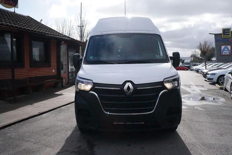 Gebraucht Renault Master 145 PS (106 kW) 2022 Weiß Van / Kleinbus