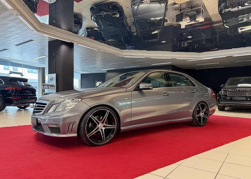 Gebraucht Mercedes E300 AMG 231 PS (169 kW) 2011 Silber Limousine