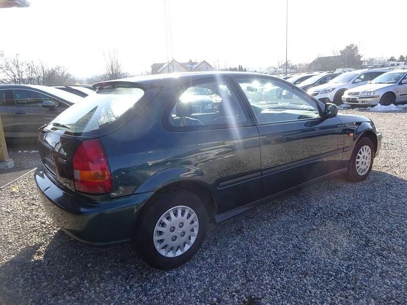 Gebraucht Honda Civic S 90 PS (66 kW) 1997 Grün Limousine