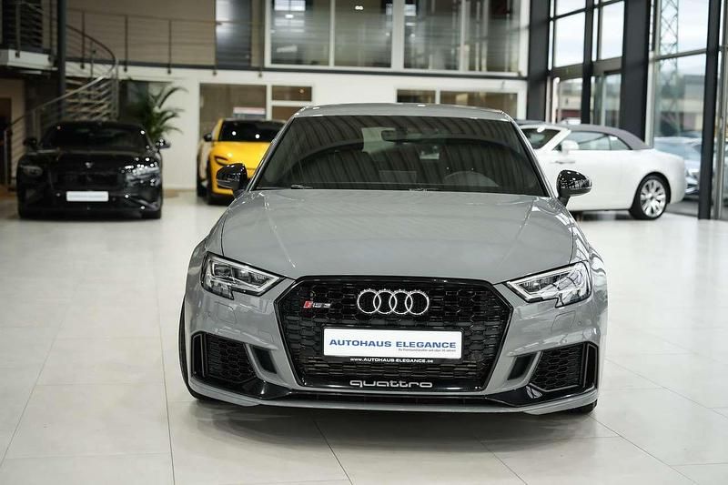 Gebraucht Audi RS3 400 PS (294 kW) 2019 Nardograu Limousine
