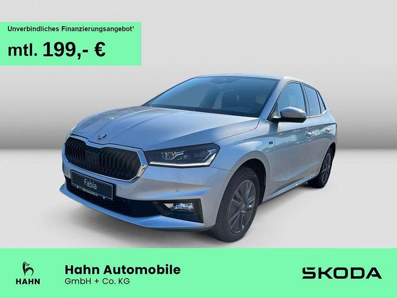 Brillantsilber metallic Gebraucht 2025 Skoda Fabia Tour Kleinwagen | 21.380 € (Fairer Preis) - Bild 1/3