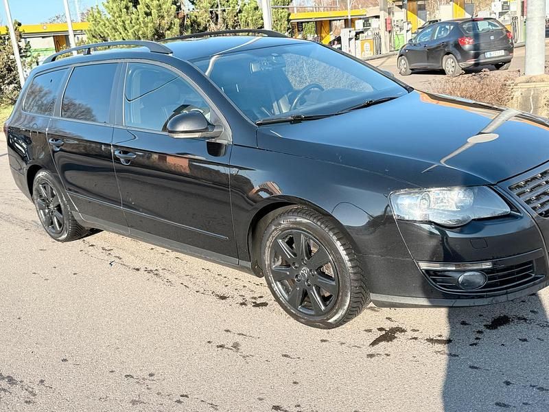 Gebraucht VW Passat S 140 PS (102 kW) 2010 Schwarz Kombi
