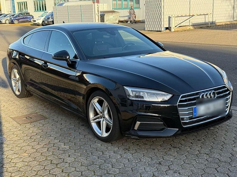 Schwarz Gebraucht 2019 Audi A5 Sportback S-Line Kleinwagen | 15.900 € (Fairer Preis) - Bild 1/4