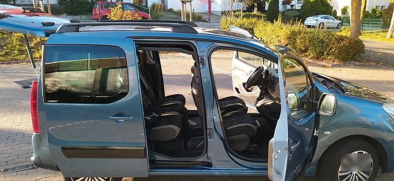 Blau Gebraucht 2014 Citroën Berlingo Van / Kleinbus | 6.690 € (Fairer Preis) - Bild 1/4