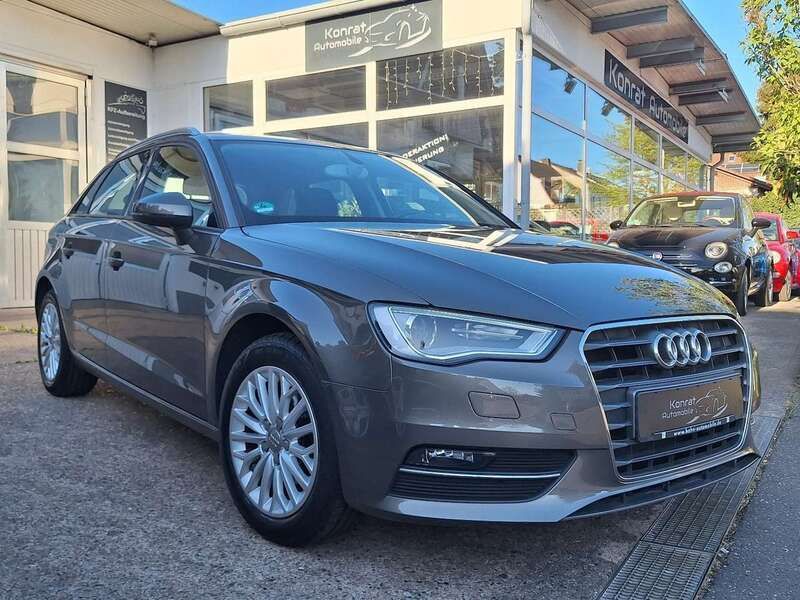 Dakotagraumet Gebraucht 2013 Audi A3 Sportback Attraction Kombi | 11.250 € (Fairer Preis) - Bild 1/4