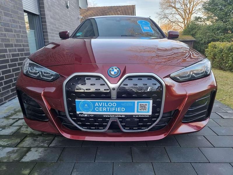 Gebraucht BMW i4 M Sport 250 kW (340 PS) 2023 Aventurinrot iii metallic Limousine