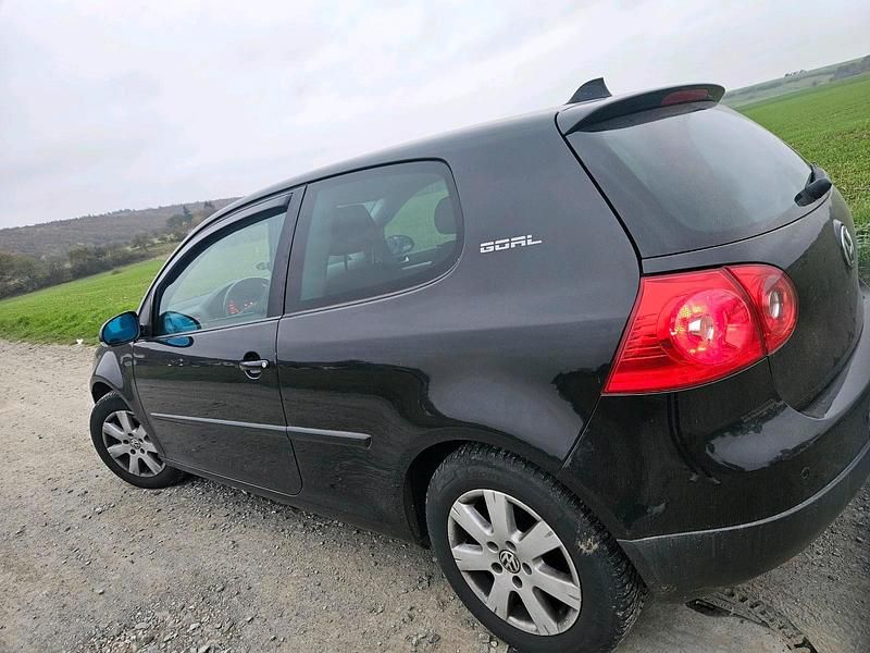 Schwarz Gebraucht 2006 VW Golf V Limousine | 4.500 € - Bild 1/4