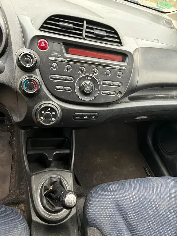 Brugt Honda Jazz Trend 90 HK (66 kW) 2011 Hvid Hatchback