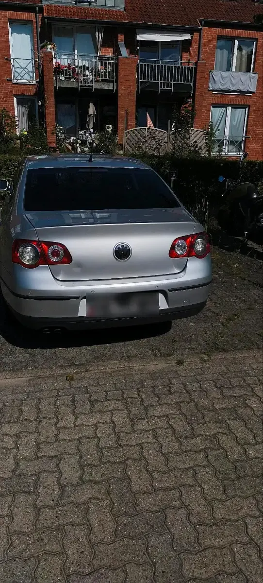 Gebraucht VW Passat 140 PS (102 kW) 2007 Grau Limousine
