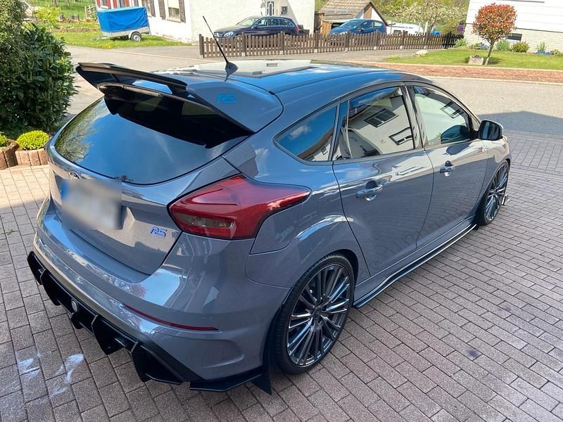 Gebraucht Ford Focus RS 350 PS (257 kW) 2016 Limousine