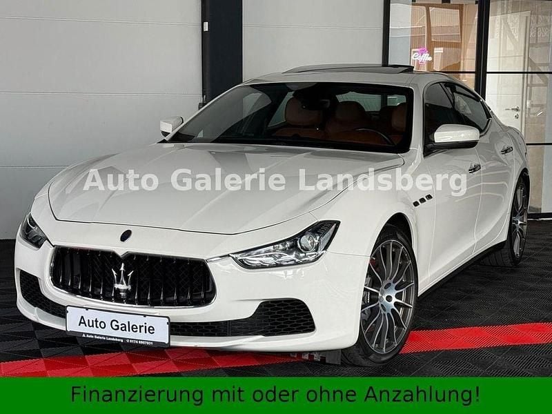 Gebraucht Maserati Ghibli 349 PS (256 kW) 2017 Weiß Limousine