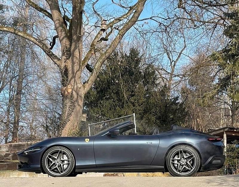 Neu Ferrari Roma 620 PS (456 kW) 2025 Blau Cabrio