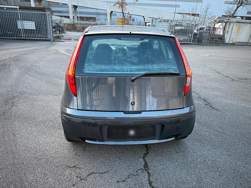 Gebraucht Fiat Punto Active 60 PS (44 kW) 2003 Grau Kleinwagen