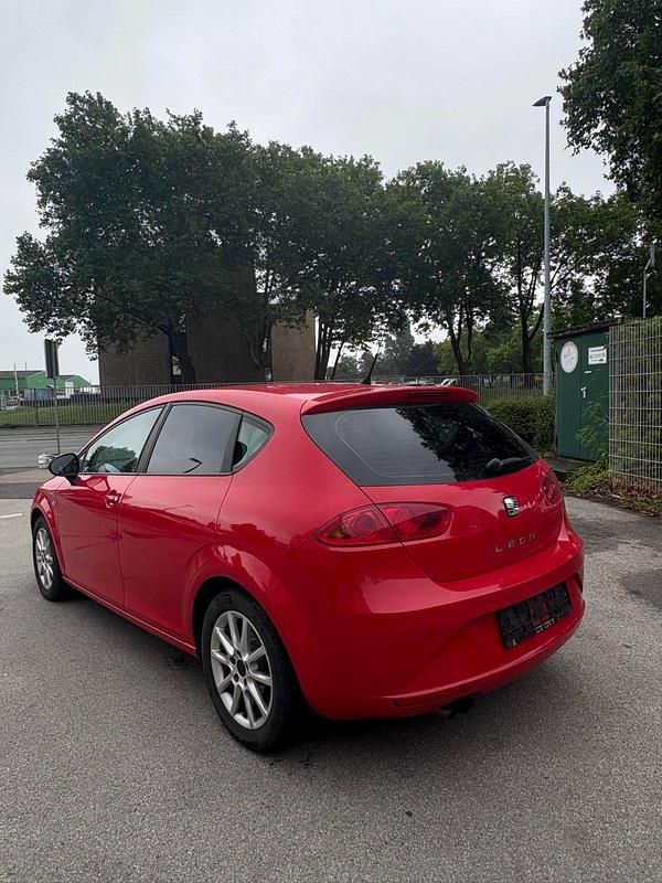Gebraucht Seat Leon 125 PS (91 kW) 2010 Rot Kleinwagen