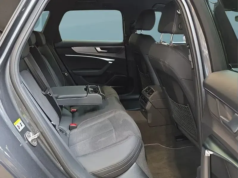 Gebraucht Audi S6 344 PS (253 kW) 2025 Grau Kombi