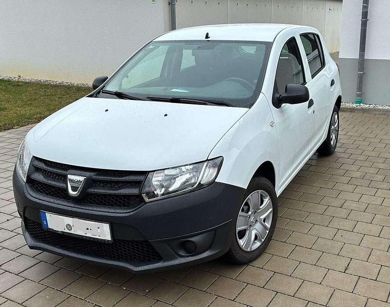 Gebraucht Dacia Sandero Essentiel 75 PS (55 kW) 2014 Weiß Limousine