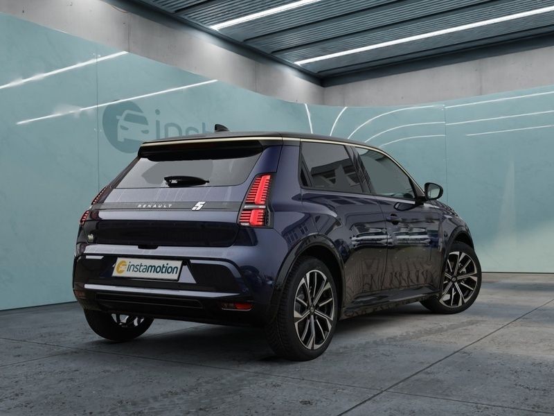 Blau Gebraucht 2024 Renault R5 Iconic Kleinwagen | 32.788 € (Fairer Preis) - Bild 1/4