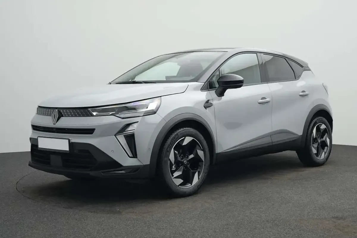 Käytetty Renault Captur Techno 158 HP (116 kW) 2025 Musta Katumaasturi